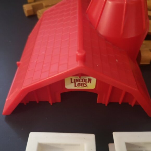 The Original Lincoln Logs Frontier Junction Set with White Windows & Red Roof - Picture 6 of 9